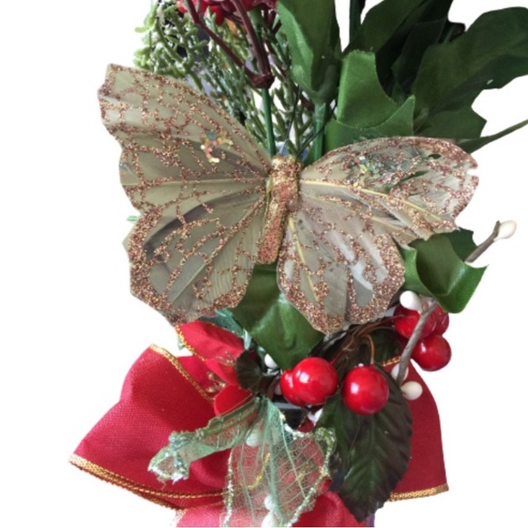 HAND CRAFTED Holiday Decor Faux Foliage Gold Butterfly and Pinecone Accent NEW - Picture 2 of 13